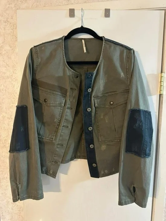 Free People Olive Green Utility Jacket with Dark Patch Details - Picture 1 of 1